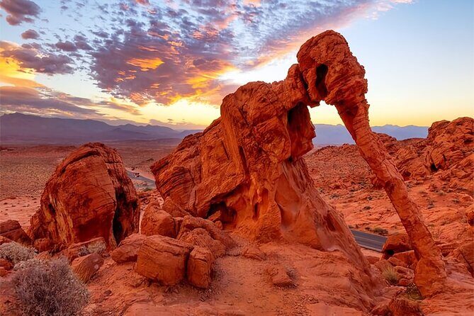 Combo Tour: Valley of Fire & Hoover Dam Full-Day Tour - Rainbow Vista, Seven Sisters, and Elephant Rock: the photo circuit that stays fun