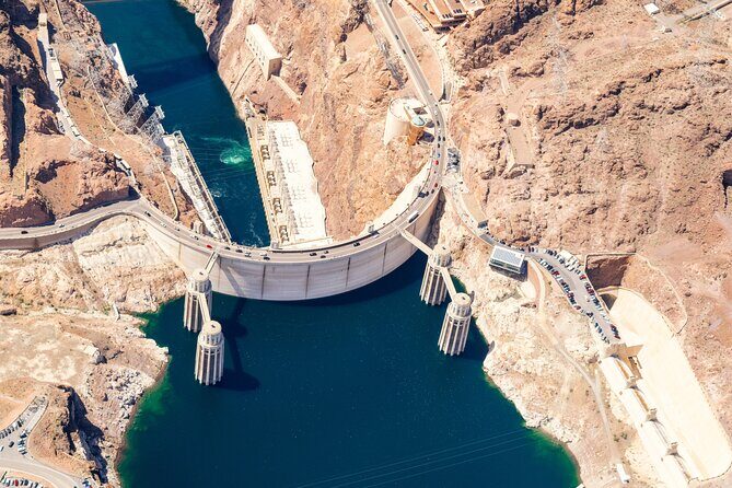 Daytime Hoover Dam and Las Vegas Strip Helicopter Flight - The flight route: Lake Mead first, then Hoover Dam up close