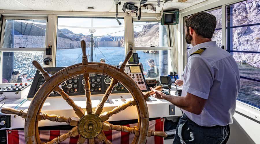 Hoover Dam: 90-Minute Midday Sightseeing Cruise - Your 90-Minute Paddle-Wheeler Plan: What Happens Onboard