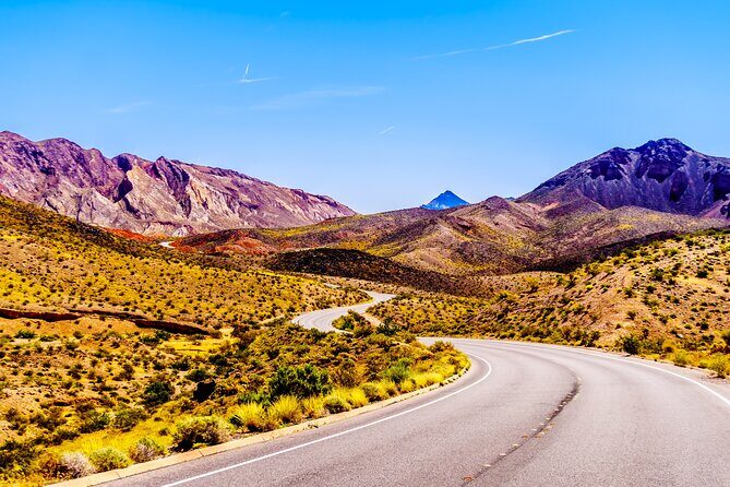 Hoover Dam and Lake Mead Self-Guided Audio Tour - The route, stop by stop: Vegas sign to STRAT views