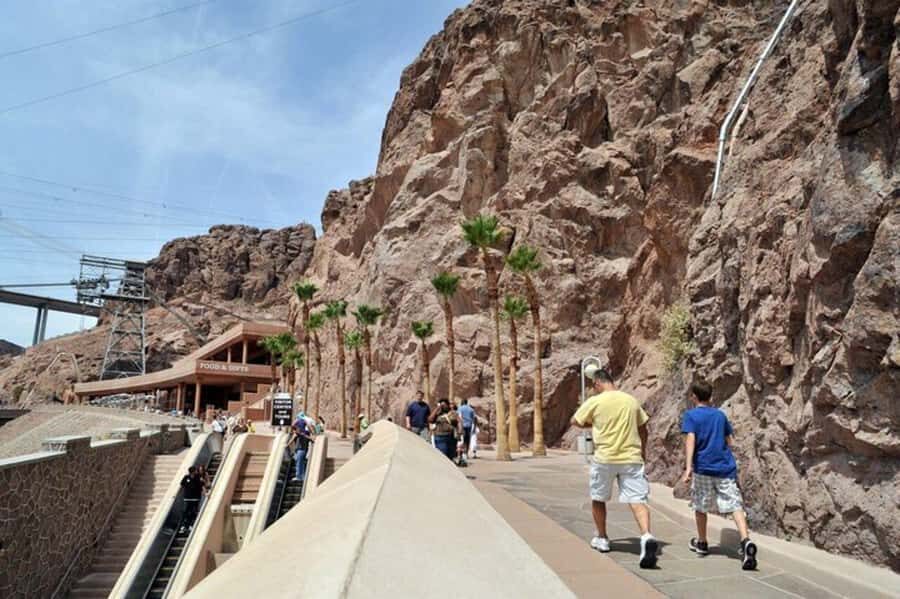 Hoover Dam and Red Rock Canyon Combo Tour - Red Rock Canyon Viewpoints and the Geology Story