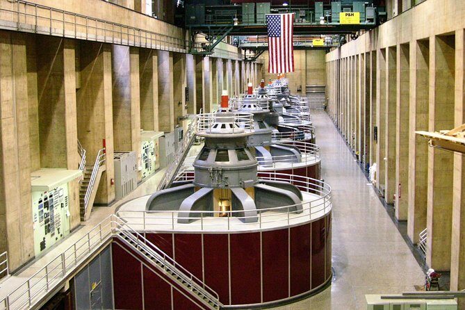 Hoover Dam Comedy Tour with Lunch and Comedy Club Tickets - Walk on the Top: 45 Minutes Above the Dam With Real Explanations