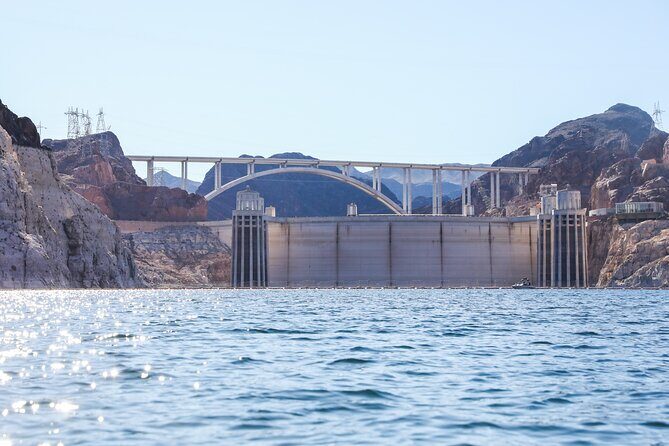 Hoover Dam Discovery Kayak Tour with Lake Mead Views - Lunch Near the Dam: A Real Break, Not a Token Snack