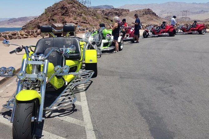 Hoover Dam Guided Trike or Slingshot Tour - Route variety: Red Rock Canyon moments can happen