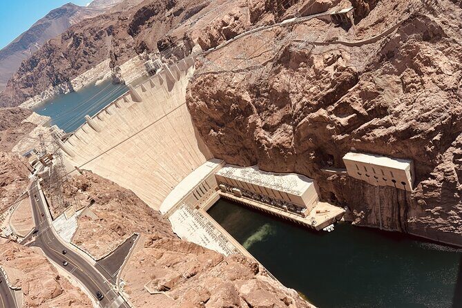Hoover Dam Small Group Express Tour from Las Vegas - Stop 3: Lake Mead National Recreation Area and the Lakeview Overlook Stop