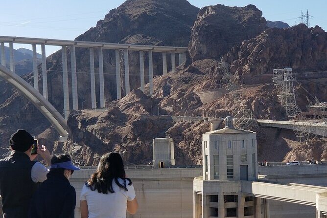 Hoover Dam Tour by Luxury SUV - A small-group SUV day that keeps the dam from feeling like a production