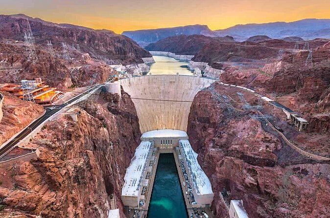 Hoover Dam Walk & Emerald Cave Kayak Combo with Lunch - Guides make it: Faith, Ray, and Sean’s style of instruction