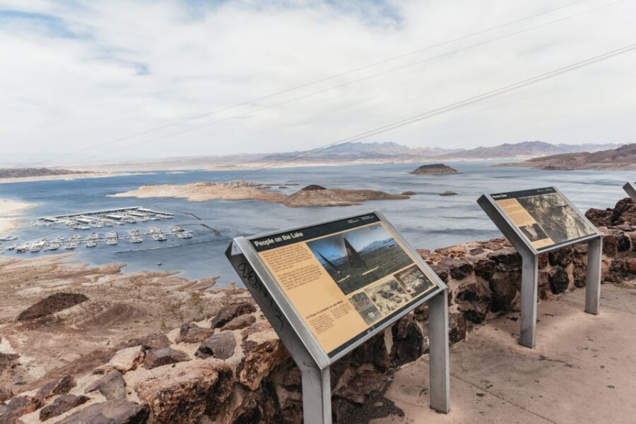 Las Vegas: 3-Hour VIP Hoover Dam Small-Group Mini Tour - Lake Mead overlook: panoramic water, even when the desert steals the show