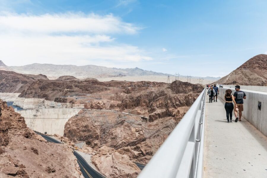 Las Vegas: 3-Hour VIP Hoover Dam Small-Group Mini Tour - 25 minutes on top of the Hoover Dam: the photo moment with real weight