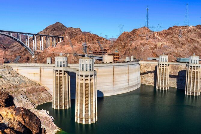 Las Vegas Day Tour – Hoover Dam, Seven Magic, Red Rock & Fremont - Gold and Silver Pawn Shop and the Downtown Vegas Route