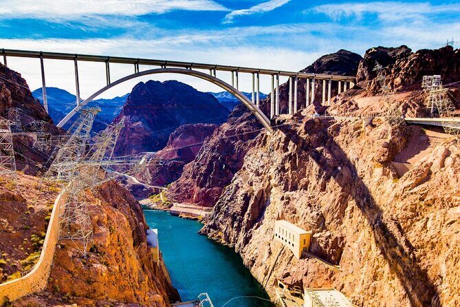 Las Vegas Day Tour – Hoover Dam, Seven Magic, Red Rock & Fremont - Bellagio Fountains and the Welcome to Fabulous Las Vegas Photo Circuit