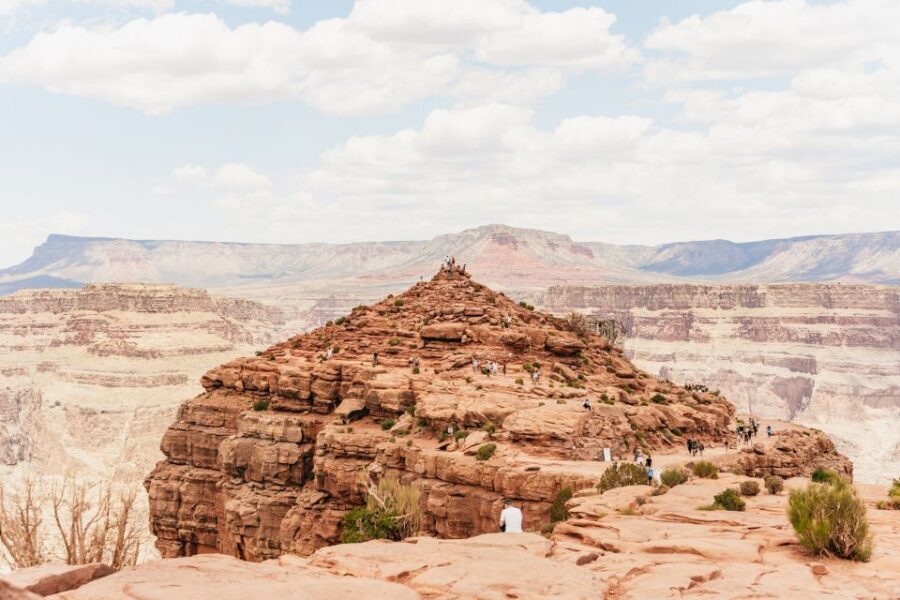 Las Vegas: Grand Canyon, Hoover Dam & Seven Magic Mountains - Seven Magic Mountains: your first real “wow” photo