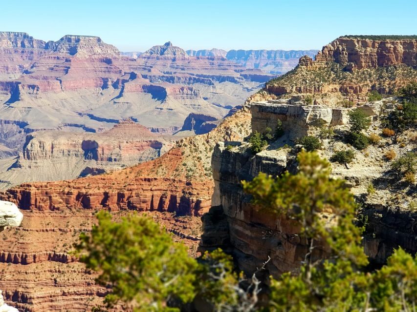 Las Vegas: Grand Canyon National Park, Hoover Dam, Route 66 - The Mojave Desert drive and Route 66 Motoporium: the Mother Road fast lane