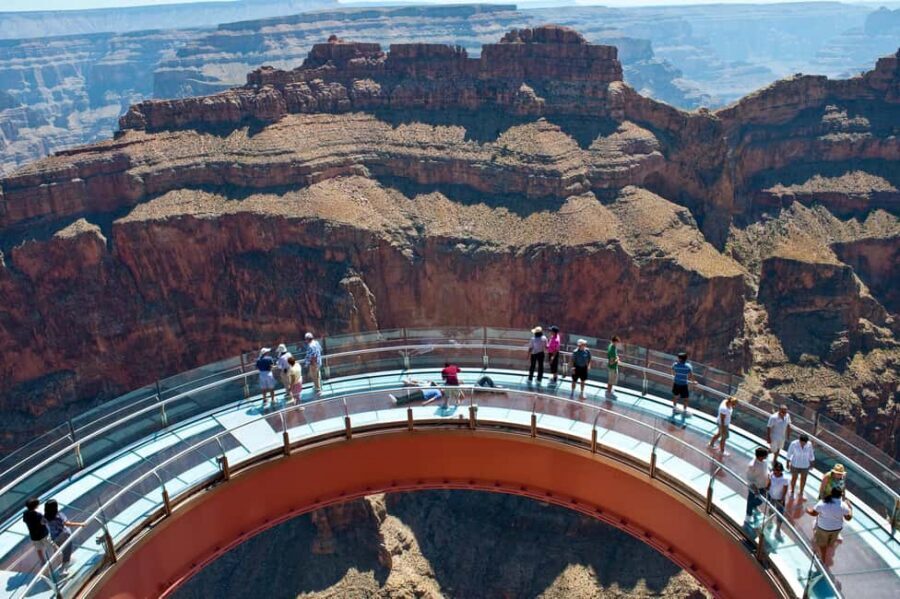 Las Vegas: Grand Canyon West Rim Tour with Hoover Dam Stop - The Hoover Dam Photo Stop: Quick, But Timed Well