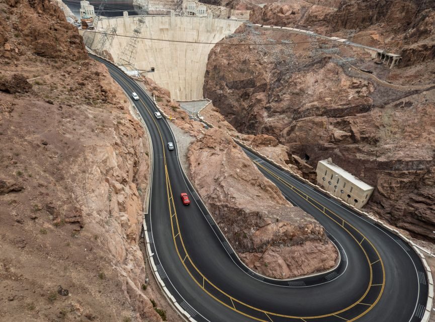 Las Vegas: Hoover Dam Tour with American-Style Hot Breakfast - Turbine Complex and Dam Features: What You’ll Actually Get to See
