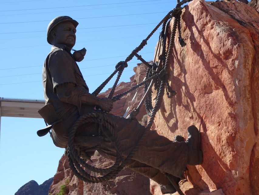 Las Vegas: Hoover Dam & Valley of Fire Day Trip with Brunch - Bighorn Café brunch inside the Hoover Dam Lodge: a real break, not a snack stop