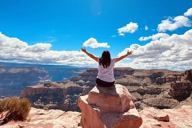 Private All-Access Tour: Grand Canyon & Hoover Dam from Vegas - Las Vegas Welcome Sign to Hoover Dam: start fast, stay relaxed