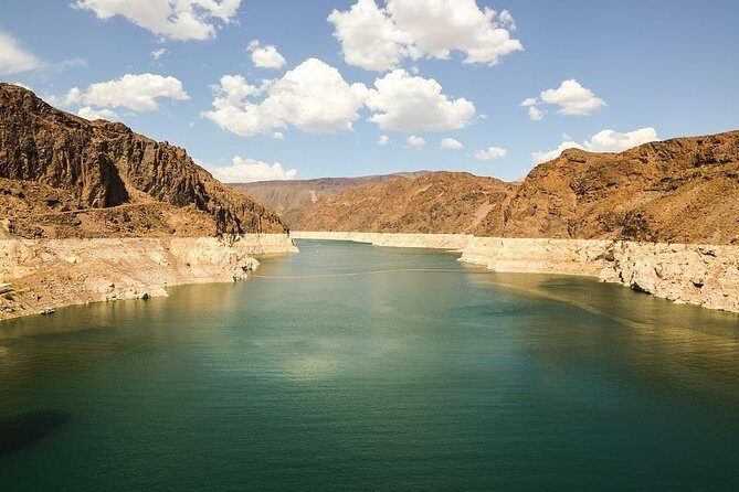 Private roundtrip from Las Vegas to Hoover Dam by SUV - 3.5 hrs - A door-to-door Hoover Dam day in a full-size SUV