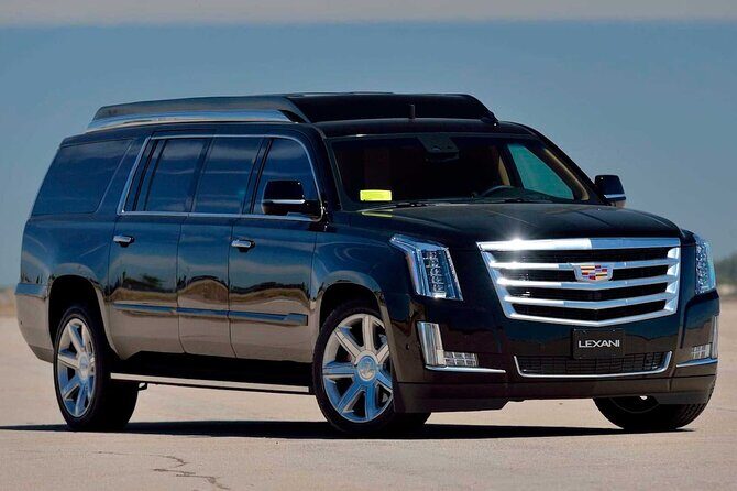 Private roundtrip from Las Vegas to Hoover Dam by SUV - 3.5 hrs - How your 2-hour Hoover Dam visit typically plays out
