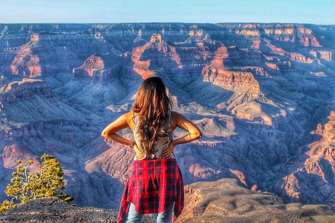 Small Group Grand Canyon, Hoover Dam and 7 Magic Mountains Tour - The Colorado River Overlook: A Scenic Bonus Between Giants