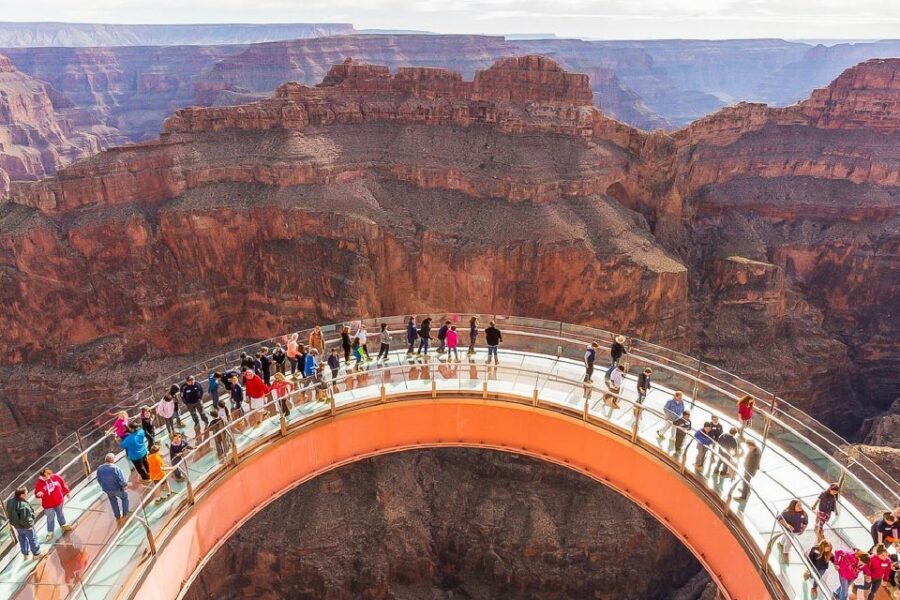Vegas: Grand Canyon, Hoover Dam, Lunch/Skywalk Options, WiFi - Coach Comfort, Pickup Chaos, and the WiFi Factor